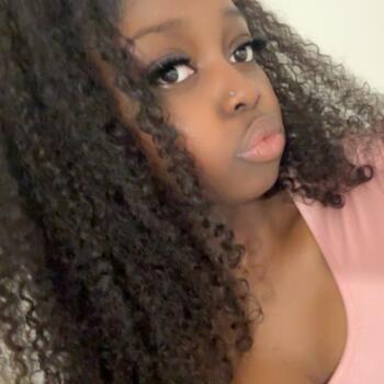 Babysitter Ozoir-la-Ferrière: Erika