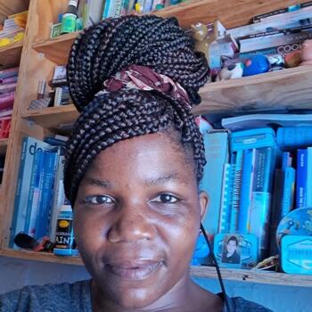 Nanny in Cape Town: Loveness