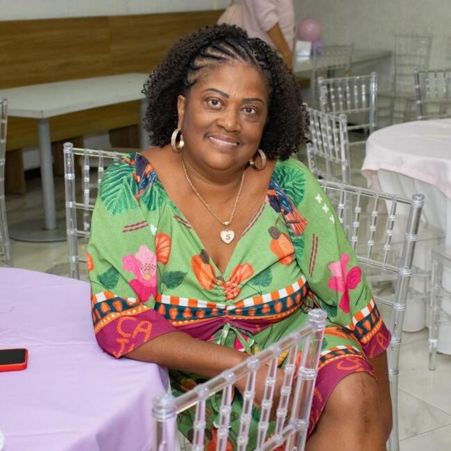 Babá em Vespasiano: Sandra auxiliadora