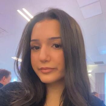 Barnvakt i Stockholm: Elanur