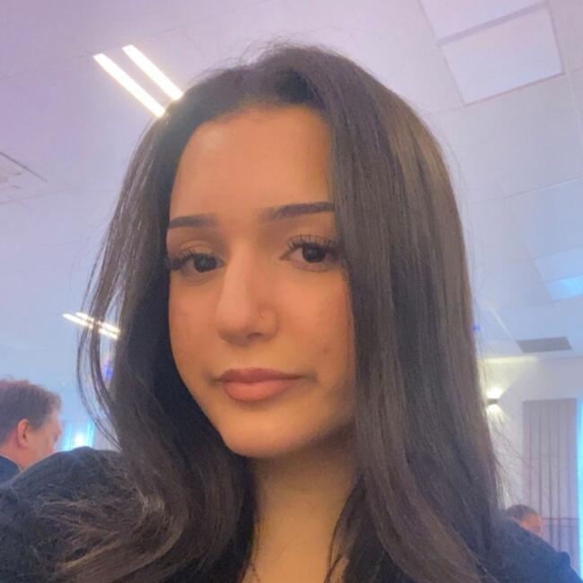 Barnvakt i Stockholm: Elanur