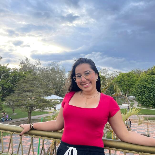 Niñera en Caracas: Genesis Cardenas