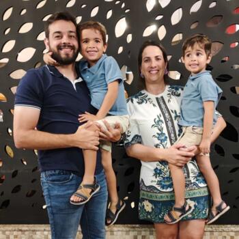 Emprego de babá em Água Boa (Mato Grosso): Janainne