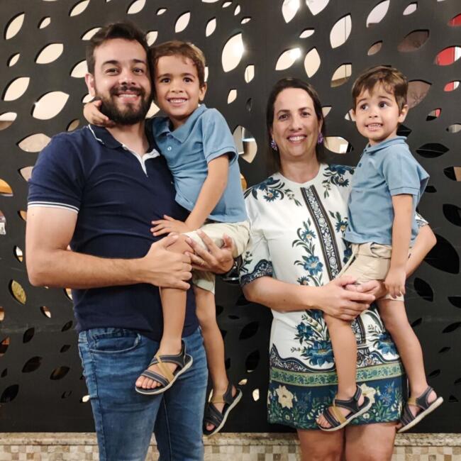 Emprego de babá em Água Boa (Mato Grosso): Janainne