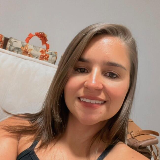 Babá em Franca: Ana Laura