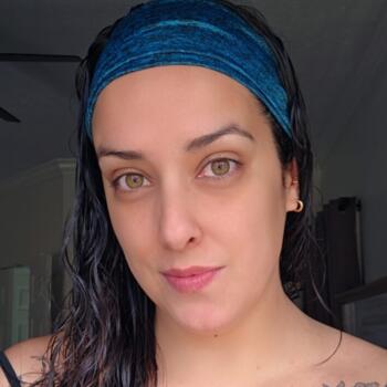 Babysitter in McKenzie: Lais