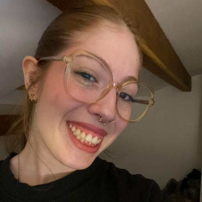 Babysitter in Nice: Phynicia