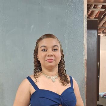 Babysitter in Fortaleza: Nayra