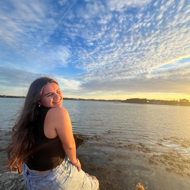 Babysitter in Séné: Lara