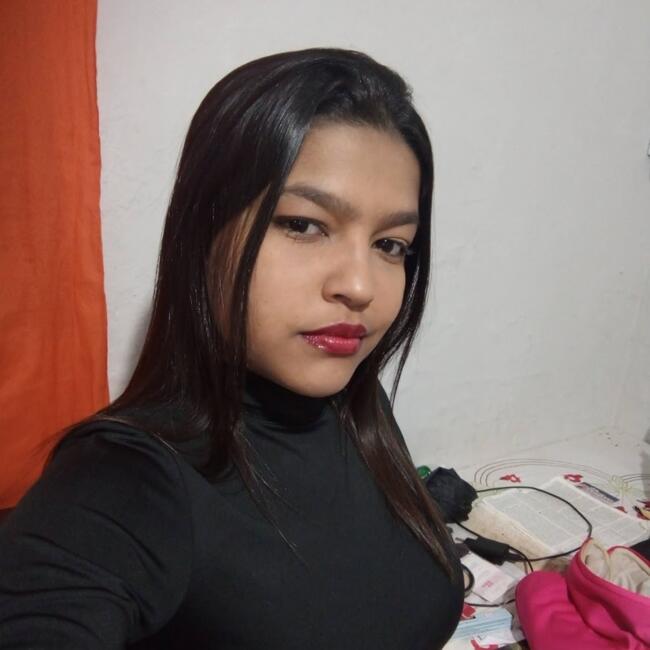 Babá em Patos de Minas: Sabrina Santos