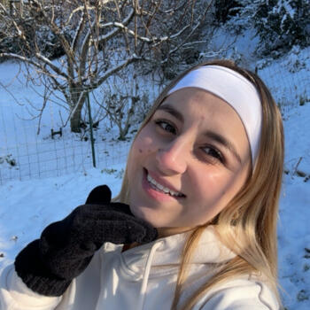 Baby-sitter Saint-Michel-sur-Orge: Erika