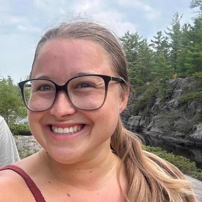 Babysitter in Kingston: Tess