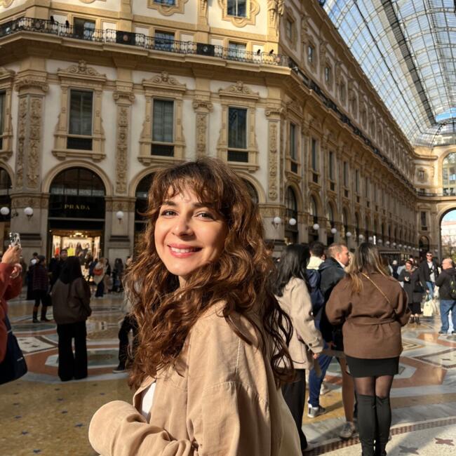 Babysitter in Varese: Nazlı