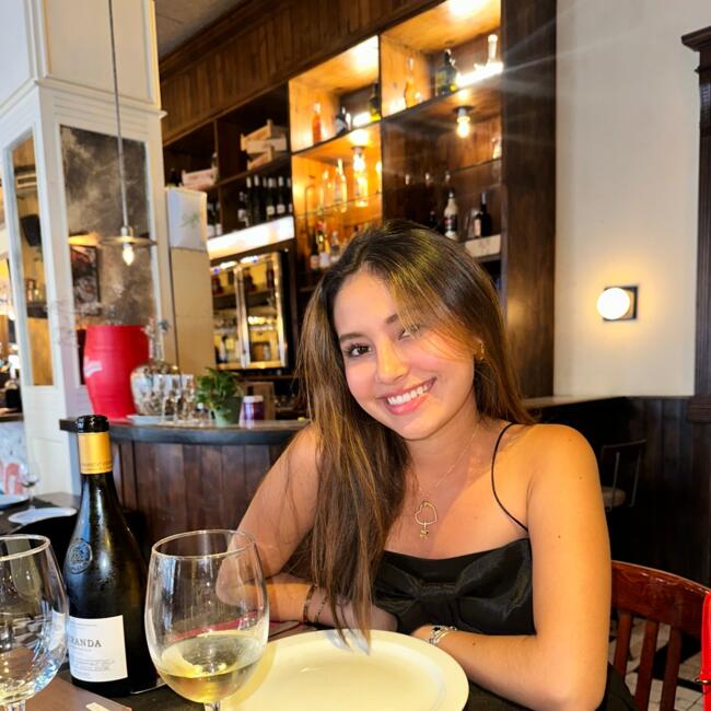 Babysitter in Scarborough Junction: Maria Paula Nova