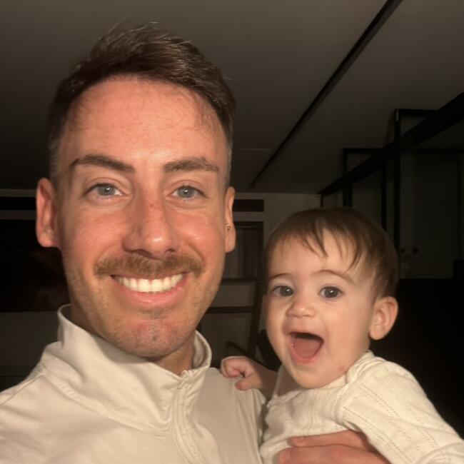 Δουλειά για babysitter στην περιοχή Γλυφάδα: Ariel