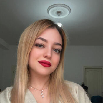 Babysitter in Bagneux: Yasmine