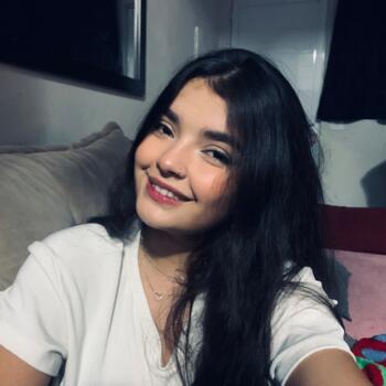 Babysitter in São Vicente: Isabella