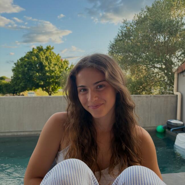 Babysitter in Lyon: Zoe