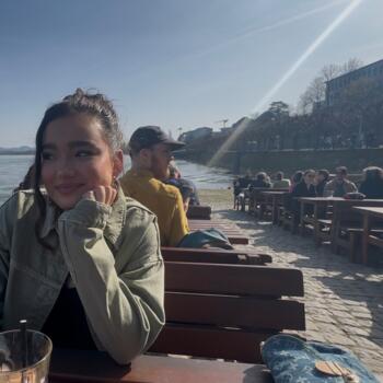 Babysitter Bonn: Mira