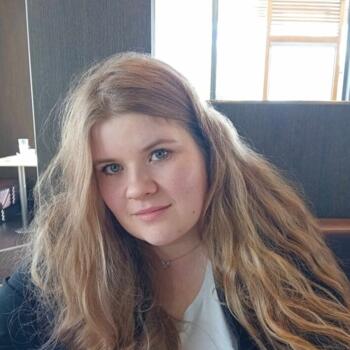 Babysitter in Mont-de-Marsan: Savanah