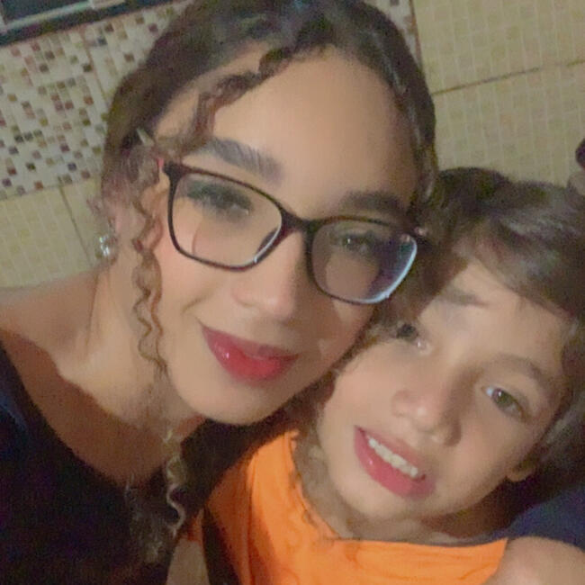 Emprego de babá em Campo Grande: Vitória