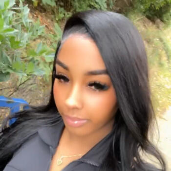 Babysitter in London: Kymora