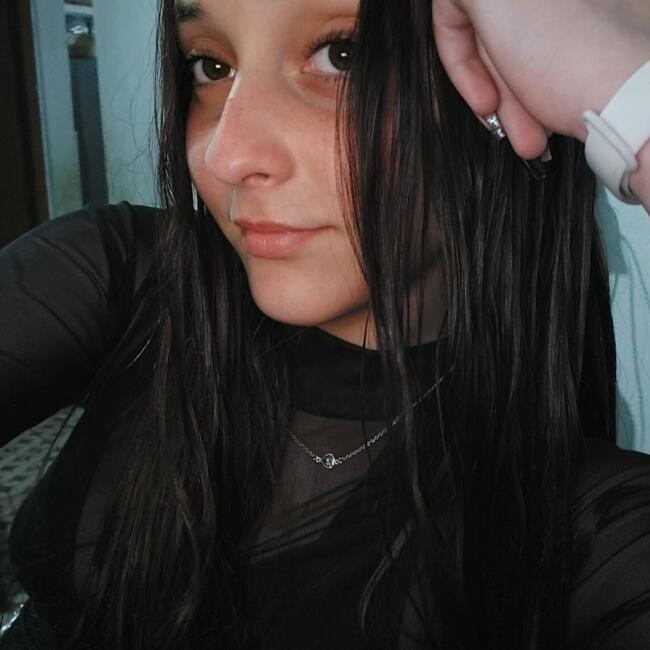 Babysitter in Petrópolis: Mirella