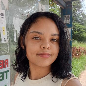 Babysitter Cotia: Talita