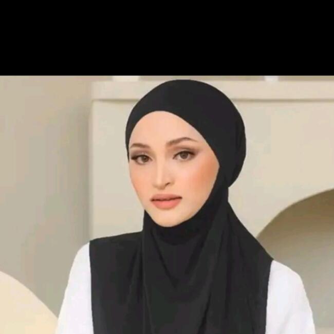Babysitter στην περιοχή Sharjah: Omnia