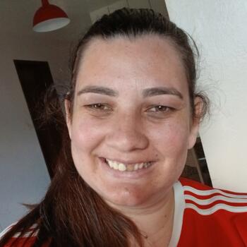 Babysitter in Estância Velha: Criciane