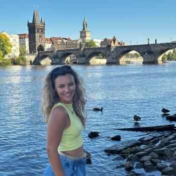 Babysitter em Cascais: Federica