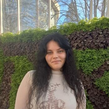 Babysitter in Iași: Bia