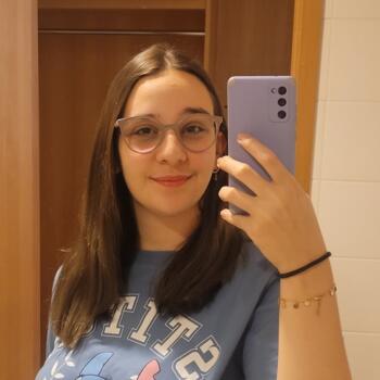 Babysitter in Braga: Bianca