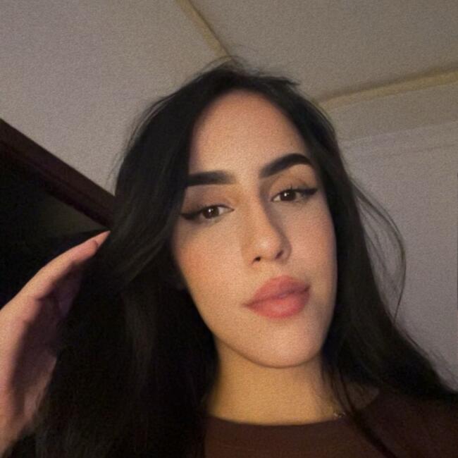 Babysitter in Salé: هبة صندوق