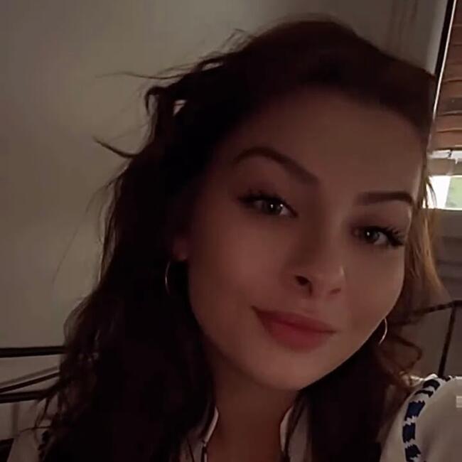 Babysitter in Vichy: Laura