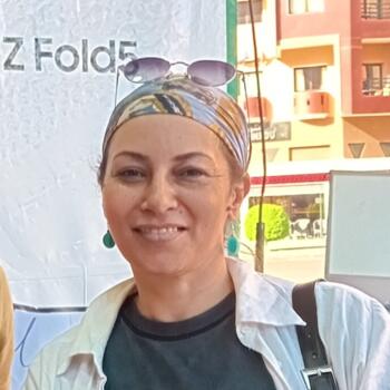 وظيفة جليسة أطفال في مراكش: فرص عمل كجليسة أطفال Bouchra