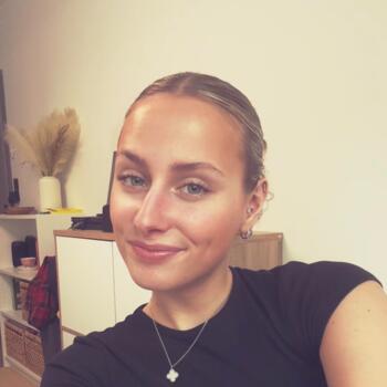 Babysitter in Baisieux: Mayliss