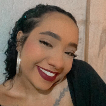Babysitter in Ipatinga: Sara