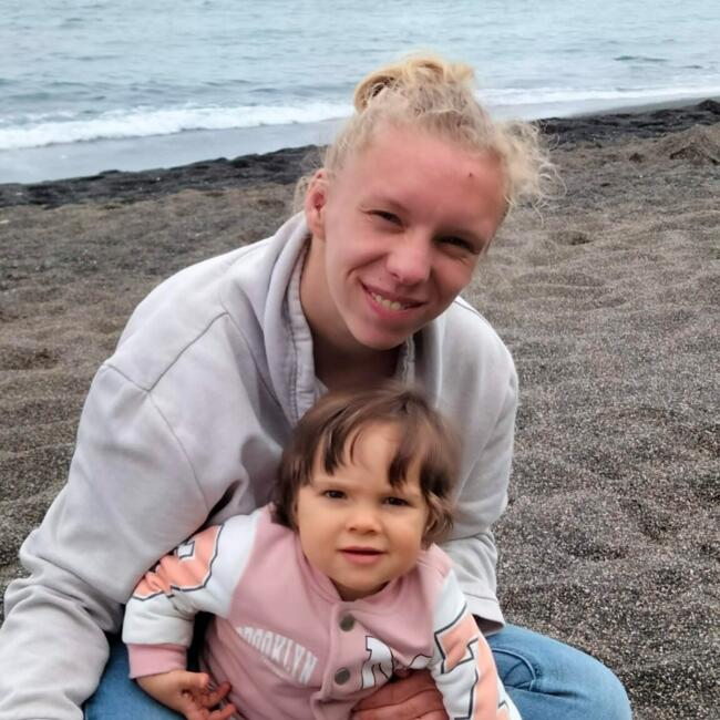 Babysitter in Saint-Martin-d'Hères: Camille