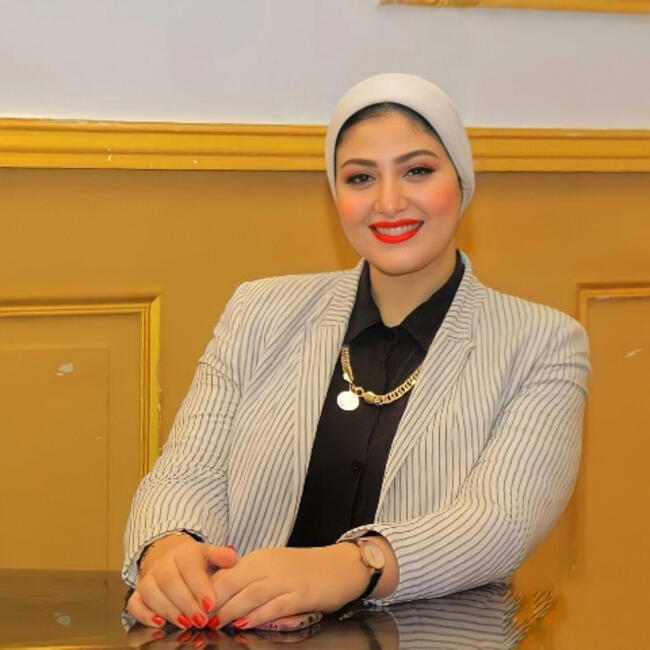 جليسة أطفال في القاهرة: Esraa