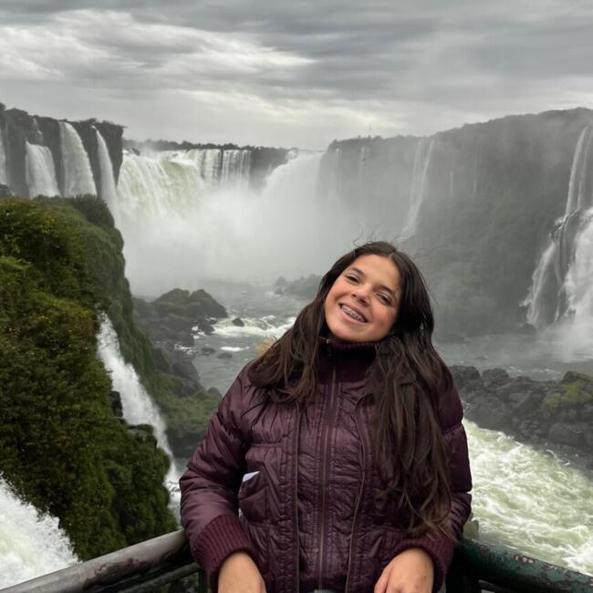 Babá em Ponta Grossa: Yasmin luiza