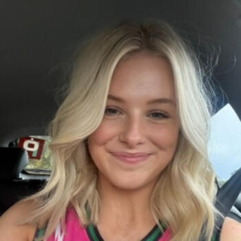 Babysitter in Mildura: Zara