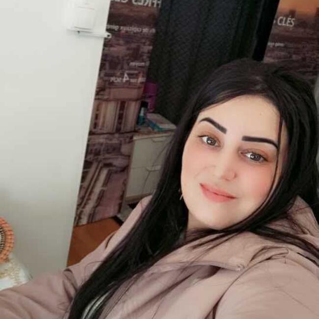 Babysitting job in Paris: Habiba
