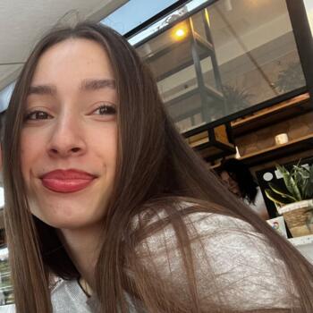 Babysitter in Elefsina: Elena