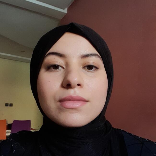 جليسة أطفال في الدار البيضاء: Shourouq