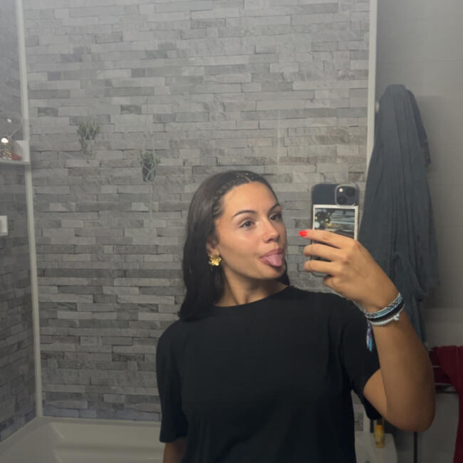 Babysitter in Usseau (Vienne): Inès