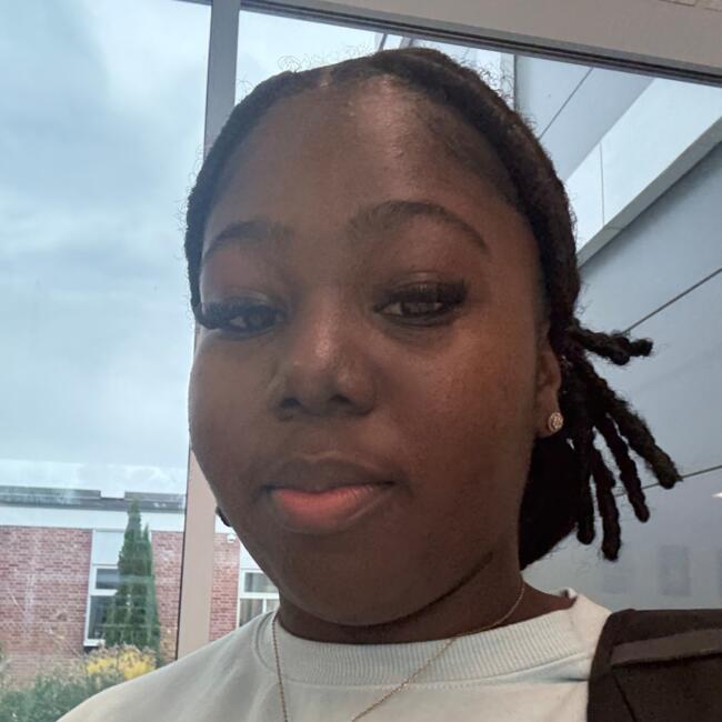 Baby-sitter in Barrie: Jaide