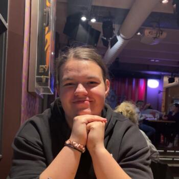 Babysitter in Schwaderloch: Lara