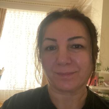 Kütahya bölgesinde bebek bakıcısı: Elena