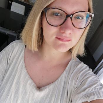 Job de garde d'enfants à Roost-Warendin: Cassandra